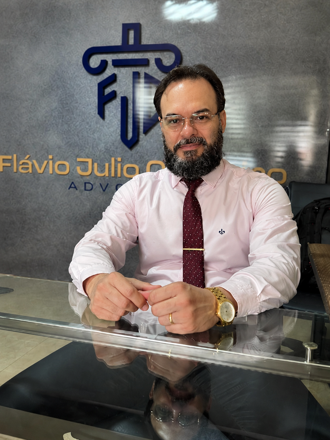 Dr. Flávio Julio Canteiro